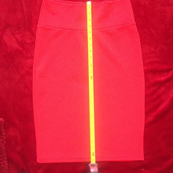 LuLaRoe pencil skirt - Picture 2 of 4